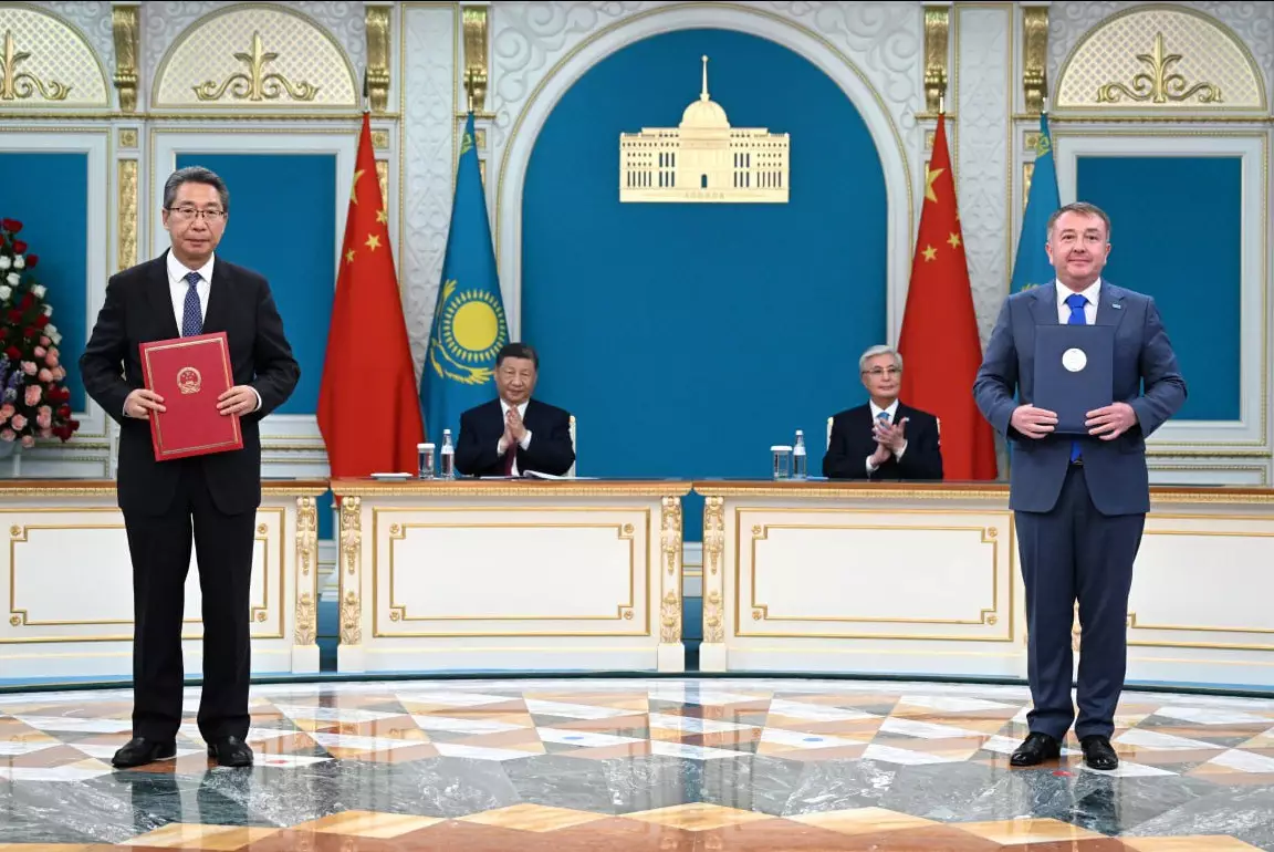 От энергетики до туризма:  Казахстан и Китай подписали 24 соглашения