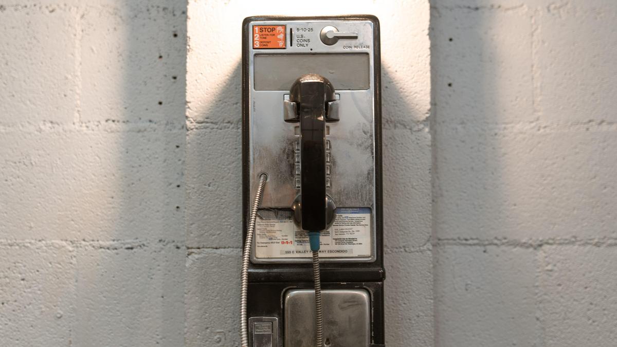 Житель Алматы позвонил из исправительной колонии и ему был назначен дополнительный срок.