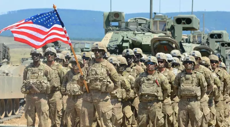 США направляют военных и вооружение на Ближний Восток