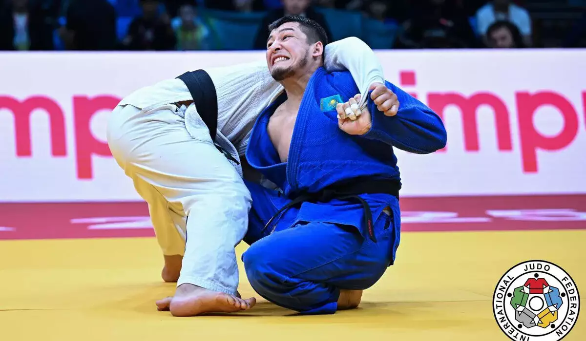 Казахстанец сразится с олимпийским чемпионом на ЧМ по дзюдо