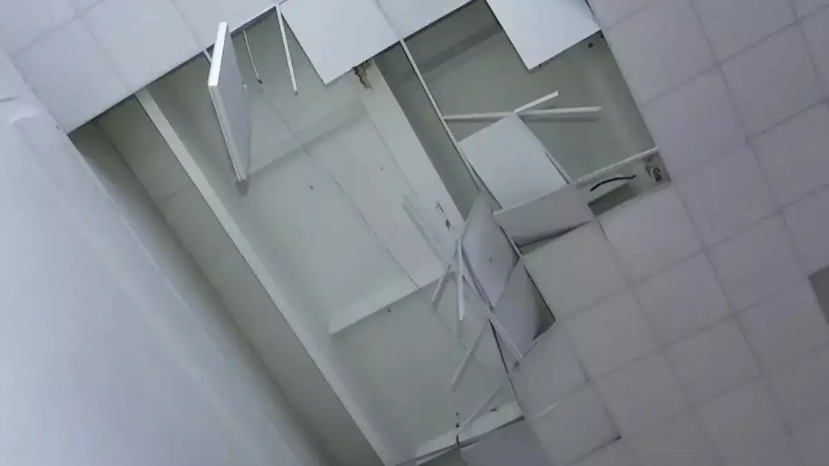 СҚО-да аттестат тапсыру рәсімінде мектептің төбесі опырылып түсті