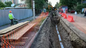 Дархан Сатыбалды Алмалы ауданындағы кәріз құрылысына жауапты мердігерге мерзімді қатаң сақтауды тапсырды