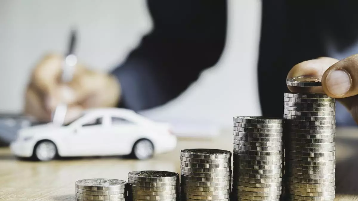 За какие средства казахстанцы приобретают автомобили?