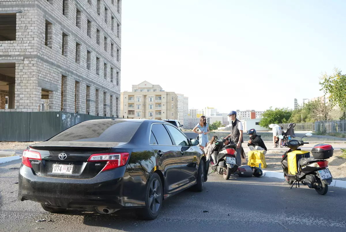 Скутерист попал в ДТП  в Актау - новости на Lada.kz 19.06.2025