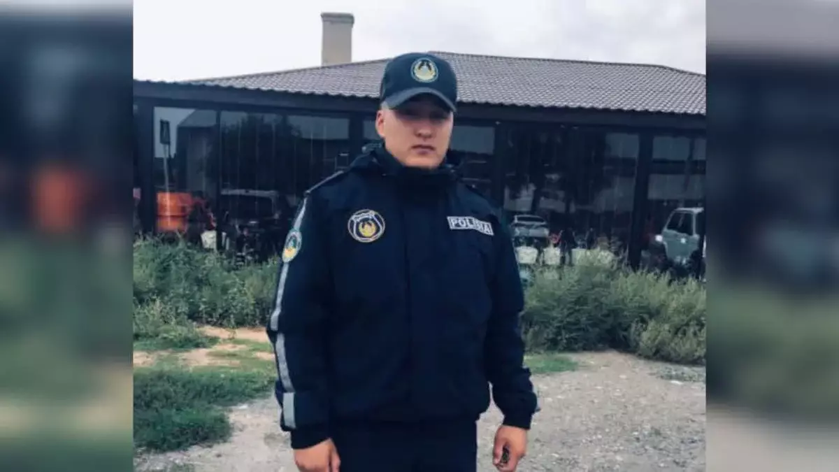 В Павлодарской области полицейский нашел потерявшегося ребенка