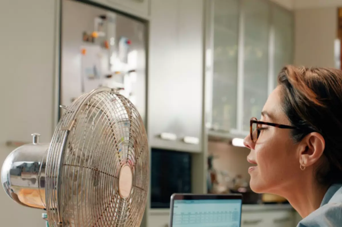 Несколько областей Казахстана накроет жара до +35°C