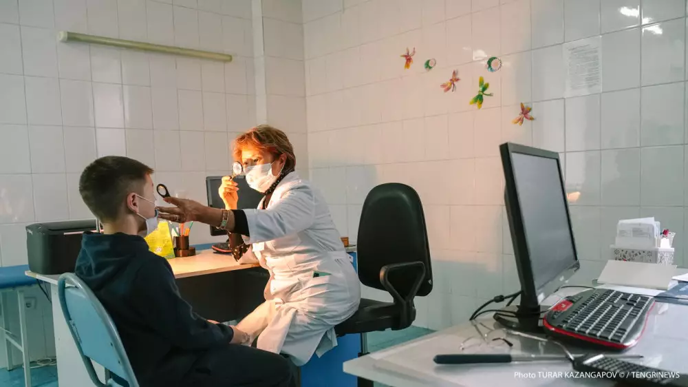 Финансирование выросло: какие медуслуги доступны детям в Казахстане