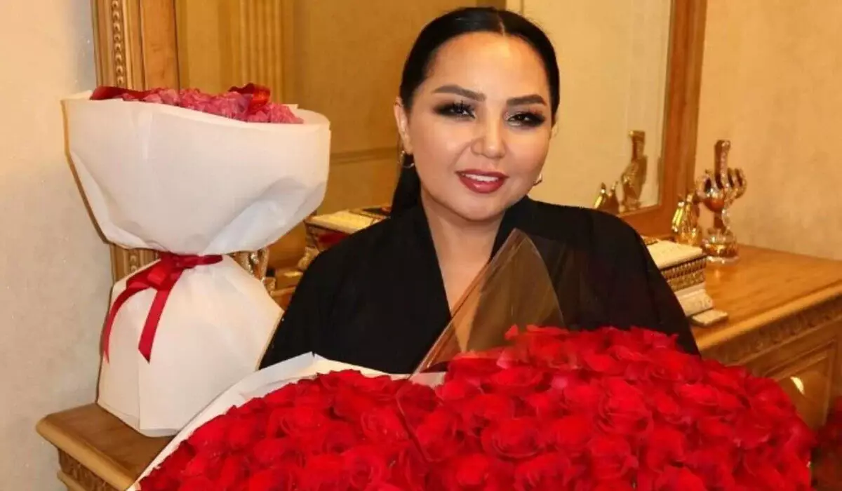 Алтынай Жорабаева раскритиковала певцов, повсюду ходящих с мобилографами