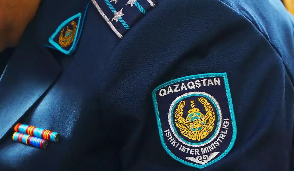 Полицейского нашли мертвым на западе Казахстана