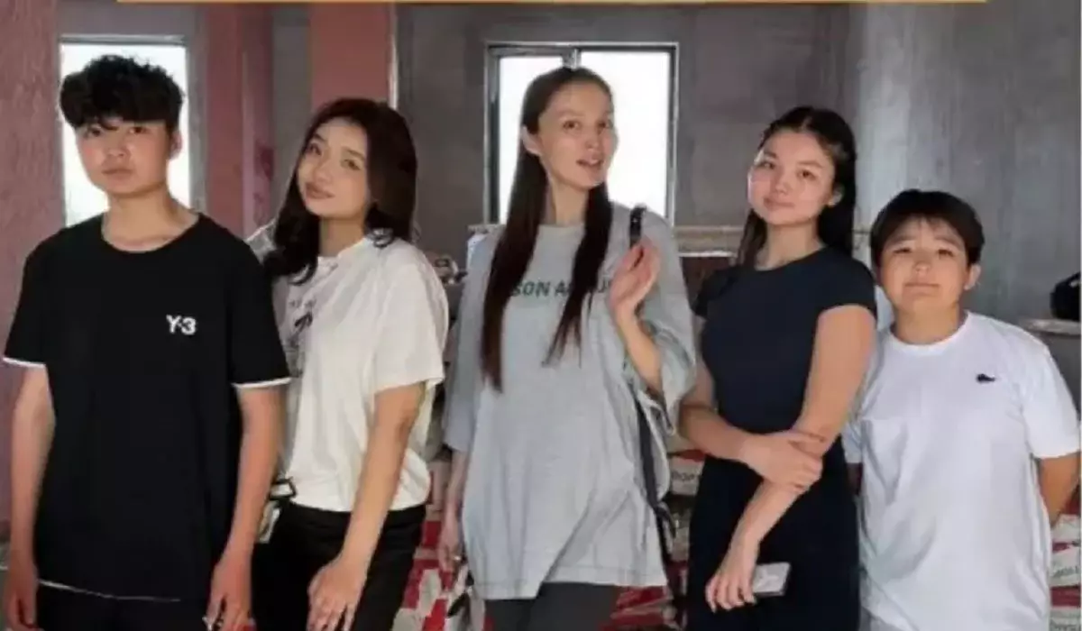 «Үмітімізді үзген жоқпыз»: Қайрат Нұртастың әйелі соттасып, әрең қайтарған үйін жөндеуді бастады