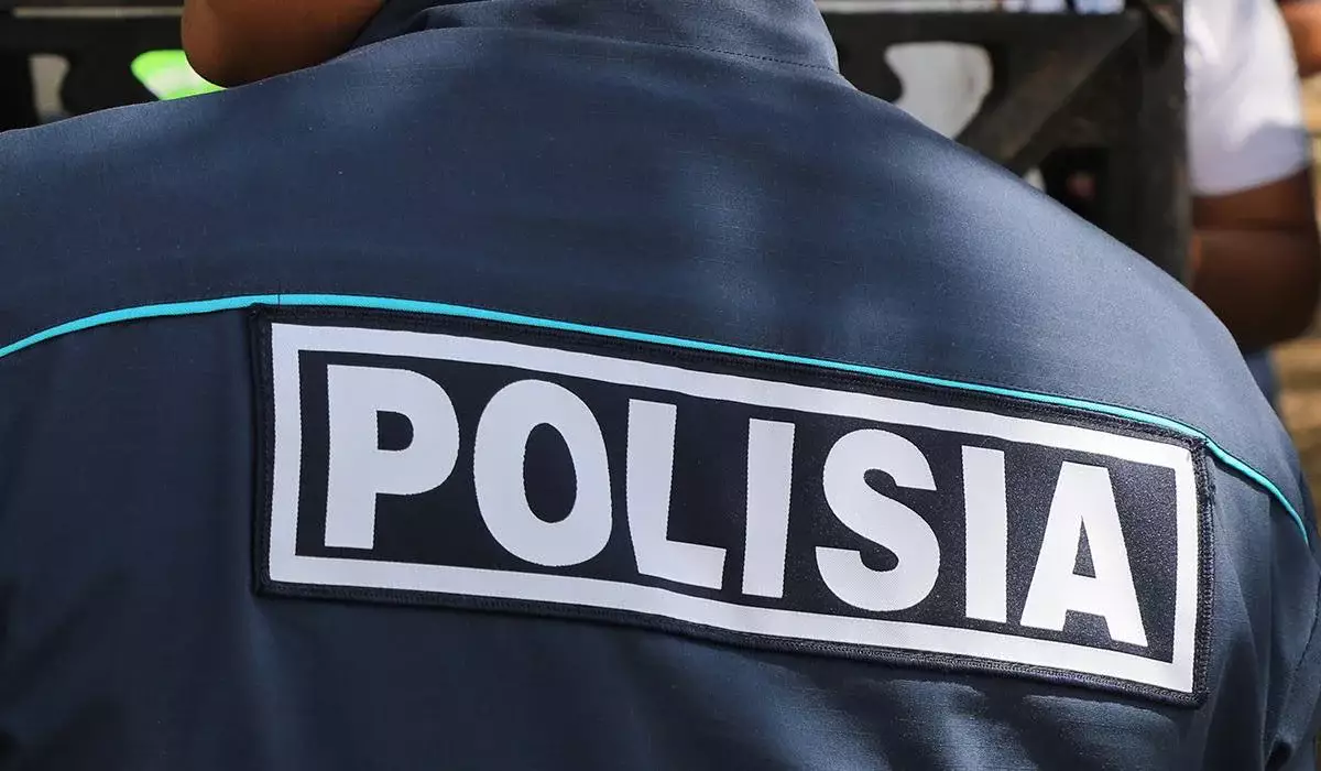 Пара напала на полицейского в Щучинске: он выстрелил из табельного оружия