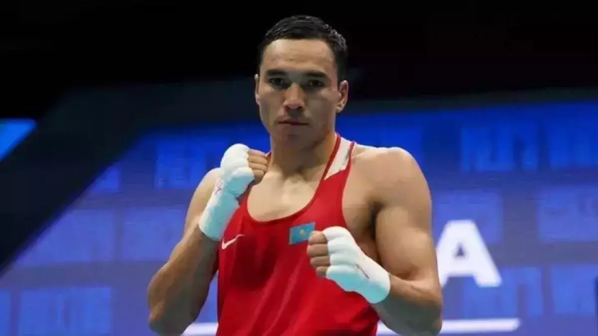 Казахстанский боксёр дебютирует в профи против чемпиона IBF и WBO
