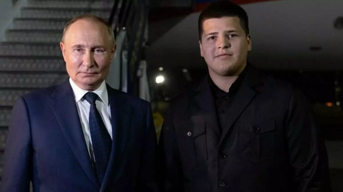 Кадыров поблагодарил Путина за поздравление сына с женитьбой