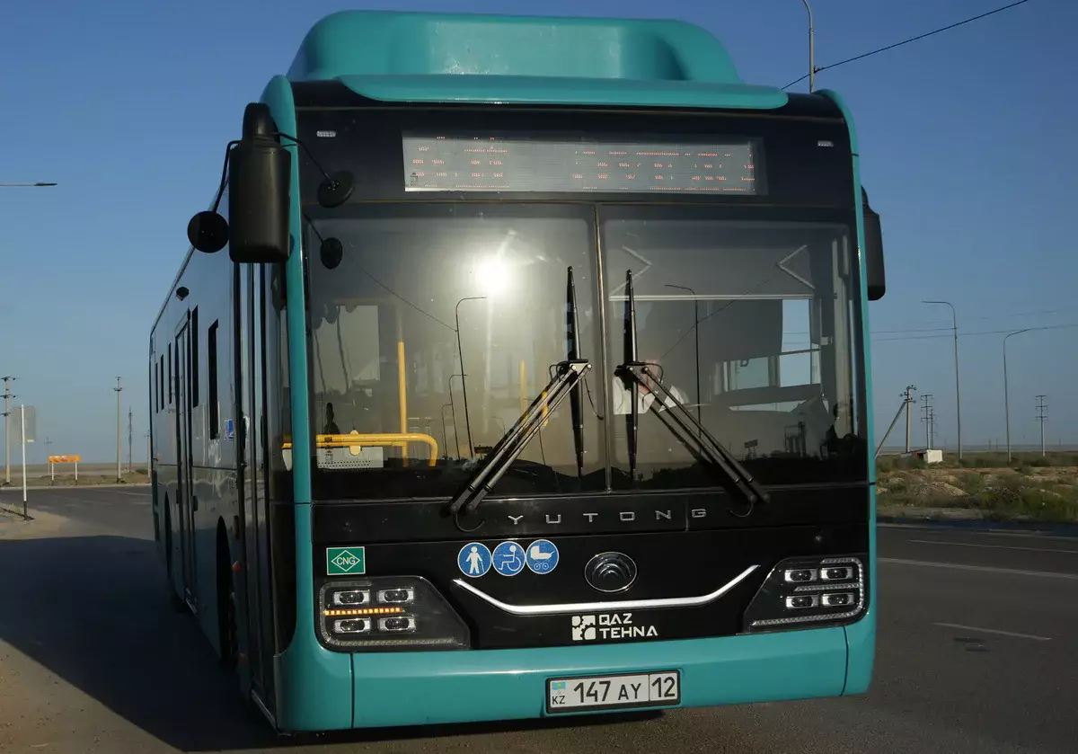 Жители Актау пожаловались на перебои в работе автобусов - новости на Lada.kz 28.06.2025