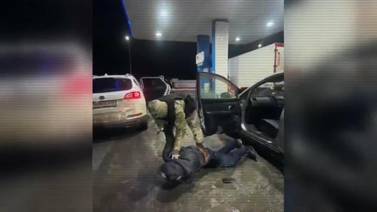 В Узбекистане был задержан гражданин Казахстана, который подозревается в махинациях с автомобилем на сумму 24 миллионов тенге.