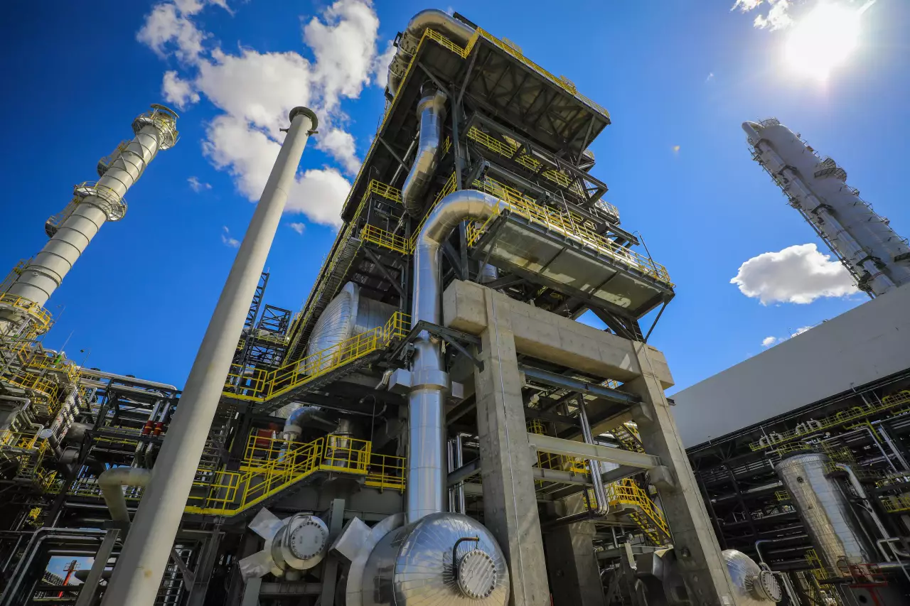 В Атырауской области начато строительство завода по переработке газа с Кашагана - новости на Lada.kz 29.06.2025