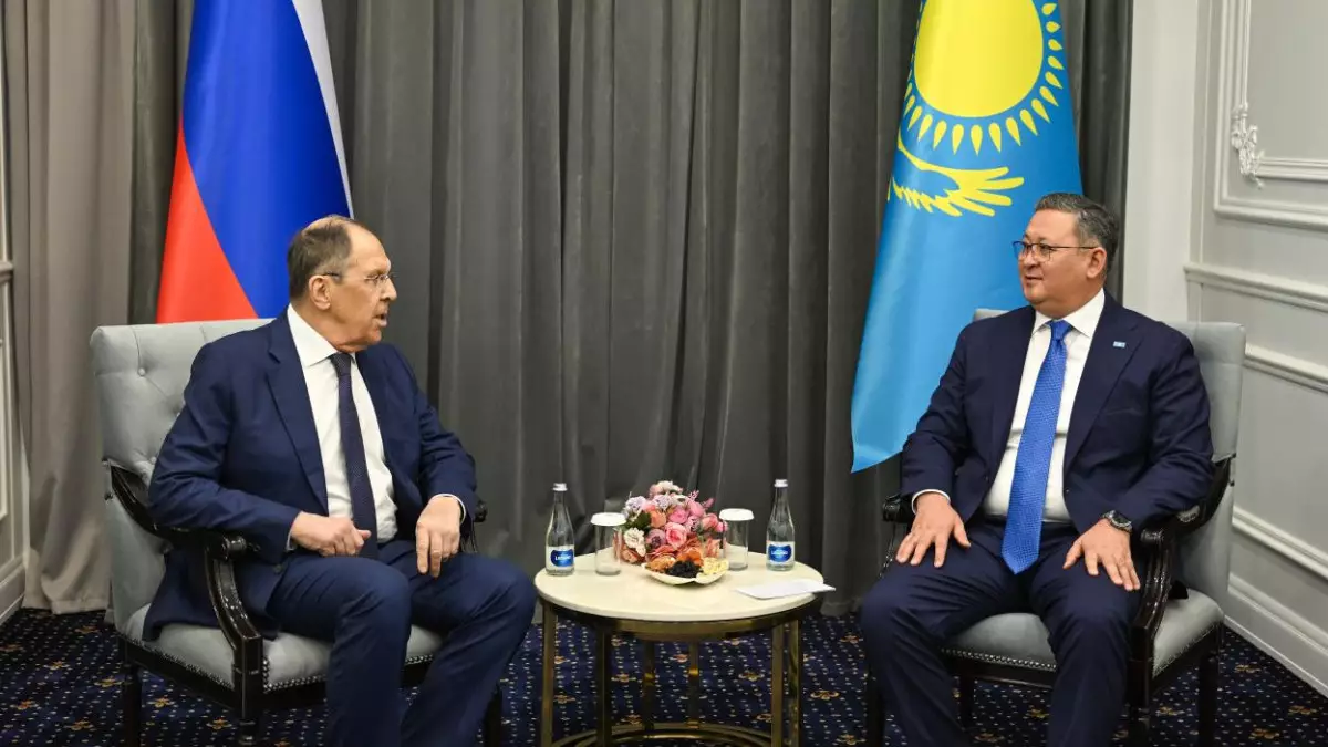 Қазақстан мен Ресей СІМ басшылары кездесті