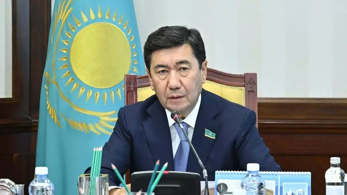 "Задержки в выполнении заданий": Кошанов назвал трудности при взаимодействии с правительством"