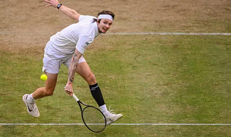 ATP огорчил лучшего теннисиста Казахстана перед стартом Уимблдона