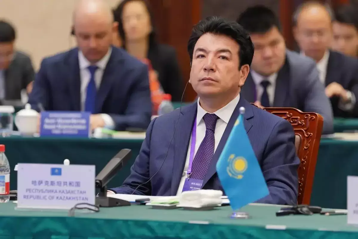 Оқушының балағат сөзі үшін айыппұл салу дұрыс па? Министр жауабы