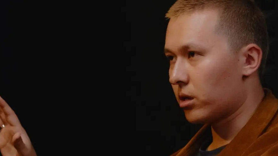 "Мұндайды акушердің өзі бірінші рет көрген": Ninety one тобының мүшесі жұбайының басынан өткен қиын кезең туралы айтты