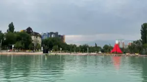 Абаттандыру, көгалдандыру және жайлы өмір сүруге арналған жаңа кеңістіктер: Әуезов ауданы жаңарып келеді