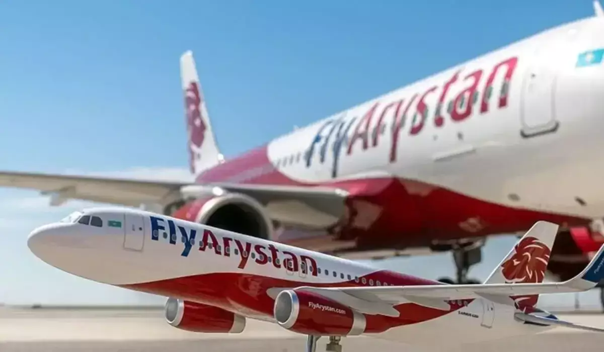 «Условия как в подвале!»: пассажиры FlyArystan ночевали в аэропорту (ВИДЕО)
