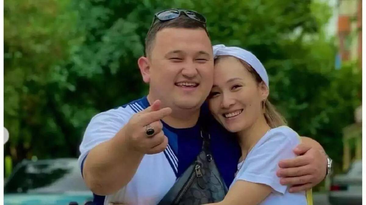 «У нас будет сын». Блогер Елдос «Колобок» устроил гендер-пати и растрогал подписчиков