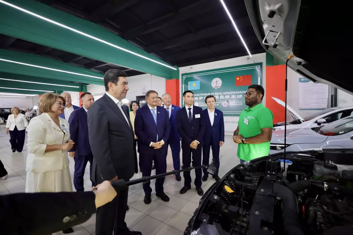Мастерская "Лу Бань" готовит кадры для будущего автопрома Казахстана