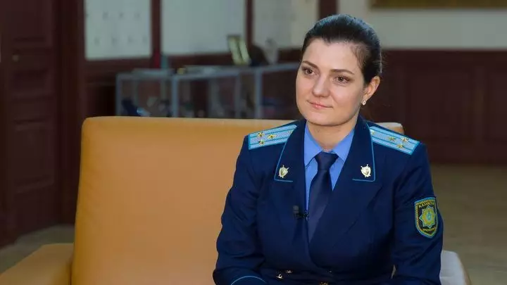 «Грозу коррупционеров» Олесю Кексель взяли под домашний арест