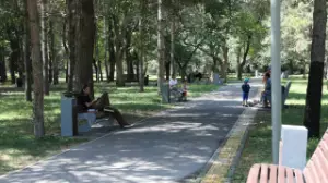 Алматыда журналистер «Гүлдер» саябағы қалай өзгеріп жатқанын көрді