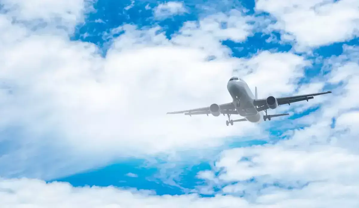 «Air Astana-ға билет алып, FlyArystan-мен ұштық»: жолаушылар қызмет сапасына шағымданды