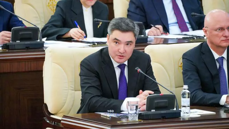 Олжас Бектенов теңгенің құнсыздануы күтілмейтінің айтты