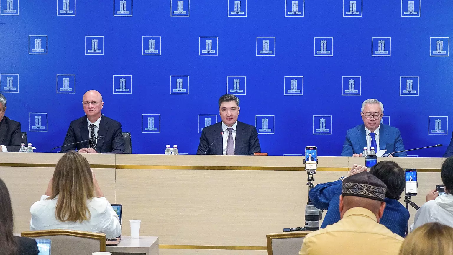 Олжас Бектенов бизнестегі салық төлеу мәселесіне қатысты пікір білдірді