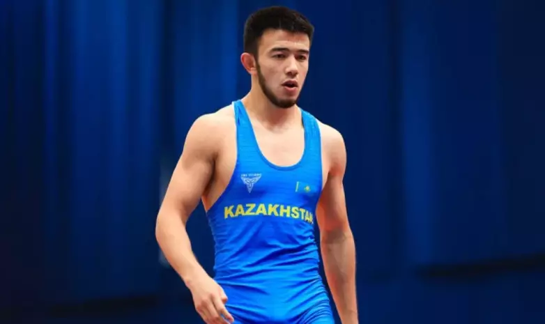 Казахстан выиграл первую медаль на турнире по борьбе в Венгрии