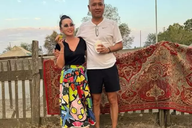 Баян Алагөзова ауылда жүрген видеосын жүктеді (ВИДЕО)