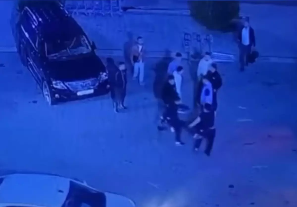 Драка на парковке аэропорта Актау: полиция возбудила уголовное дело - новости на Lada.kz 20.07.2025
