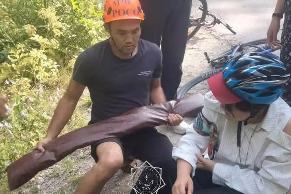 В районе Большого Алматинского озера травмировалась 18-летняя туристка из Китая