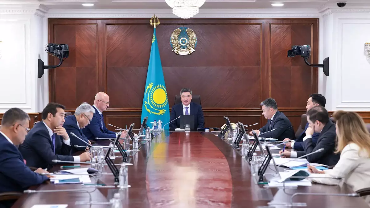 Олжас Бектенов Экономикалық саясат жөніндегі кеңестің отырысын өткізді