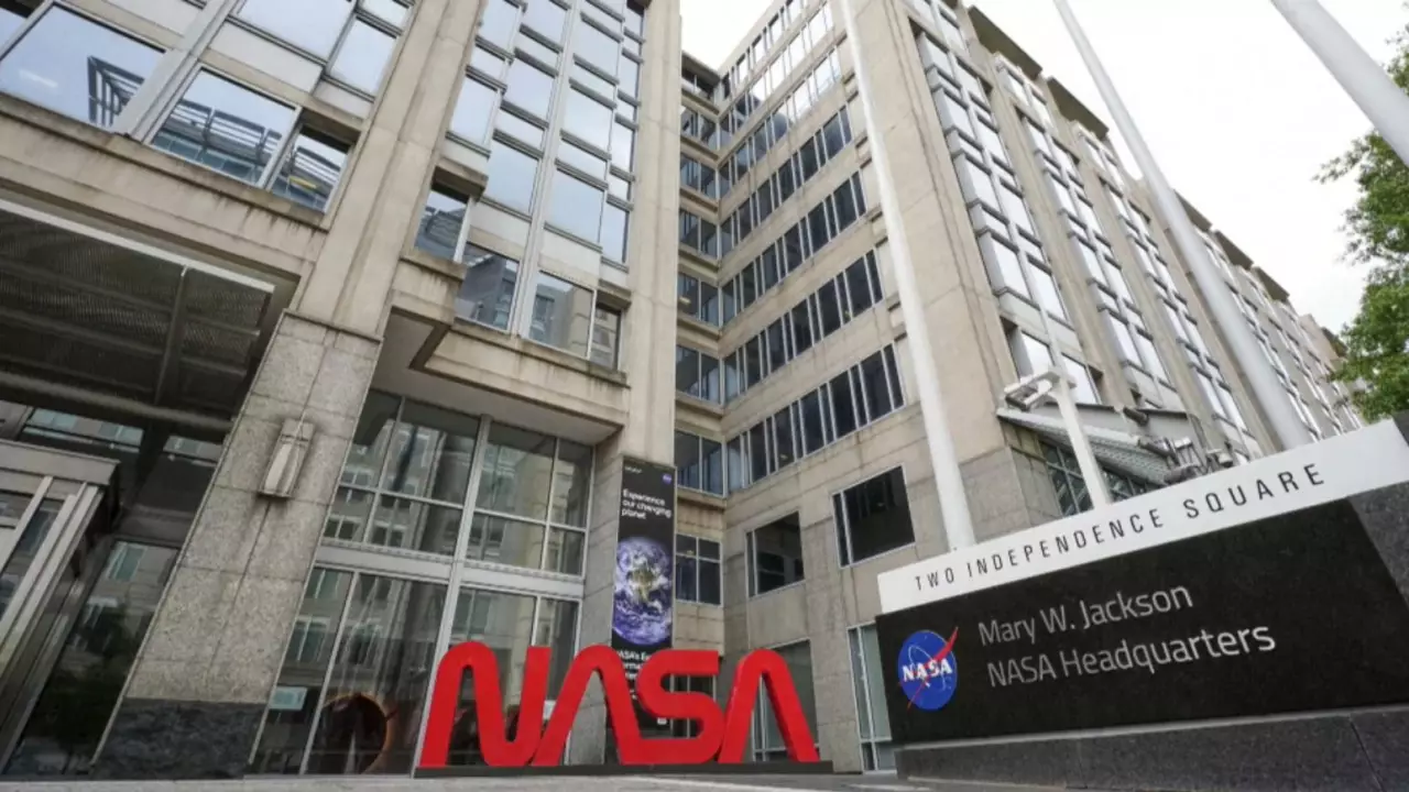 Nasa қызметкерлері Д.Трамп шешіміне наразы