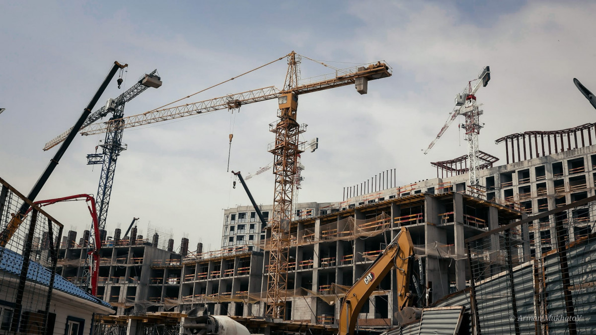 Министрлік Астанада кранның құлауына қатысты пікір білдірді