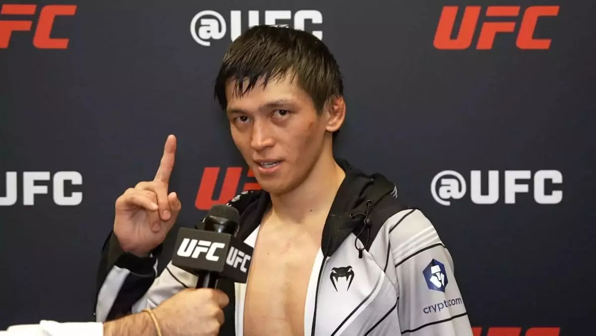 Азат Мақсұм UFC октагонына қашан оралатыны белгілі болды