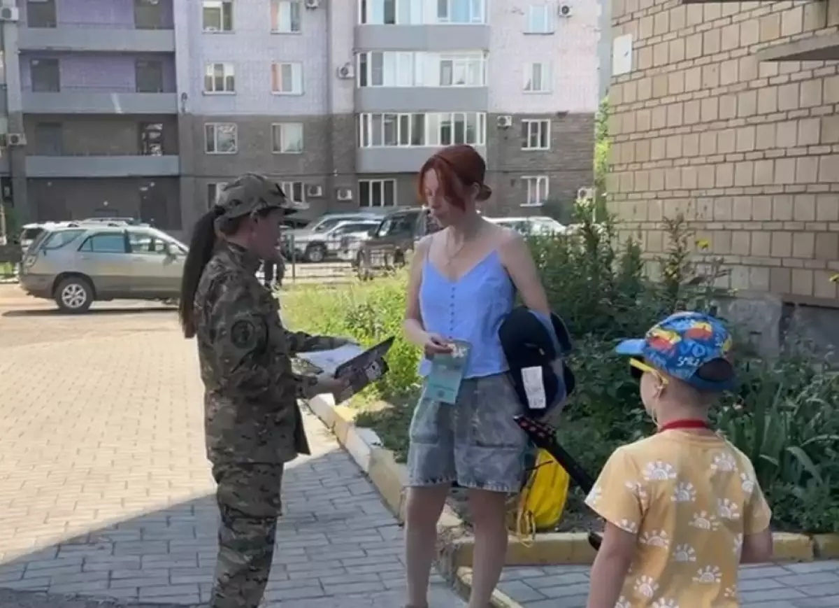 Спасатели обучили население правилам подведения при землетрясении