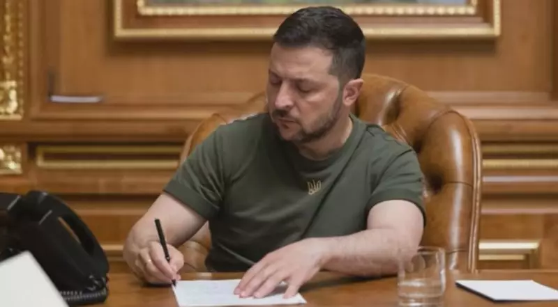 Зеленский подписал скандальный закон, ограничивающий независимость НАБУ и САП
