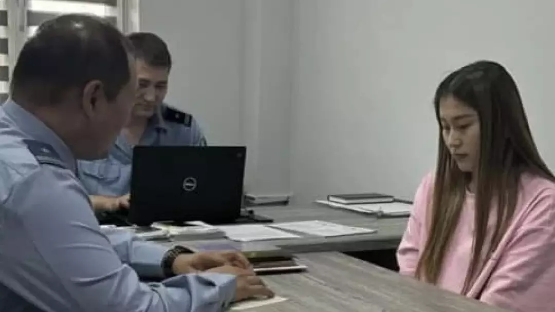 Қытайда пранк түсірген блогер полиция бөліміне жеткізілді