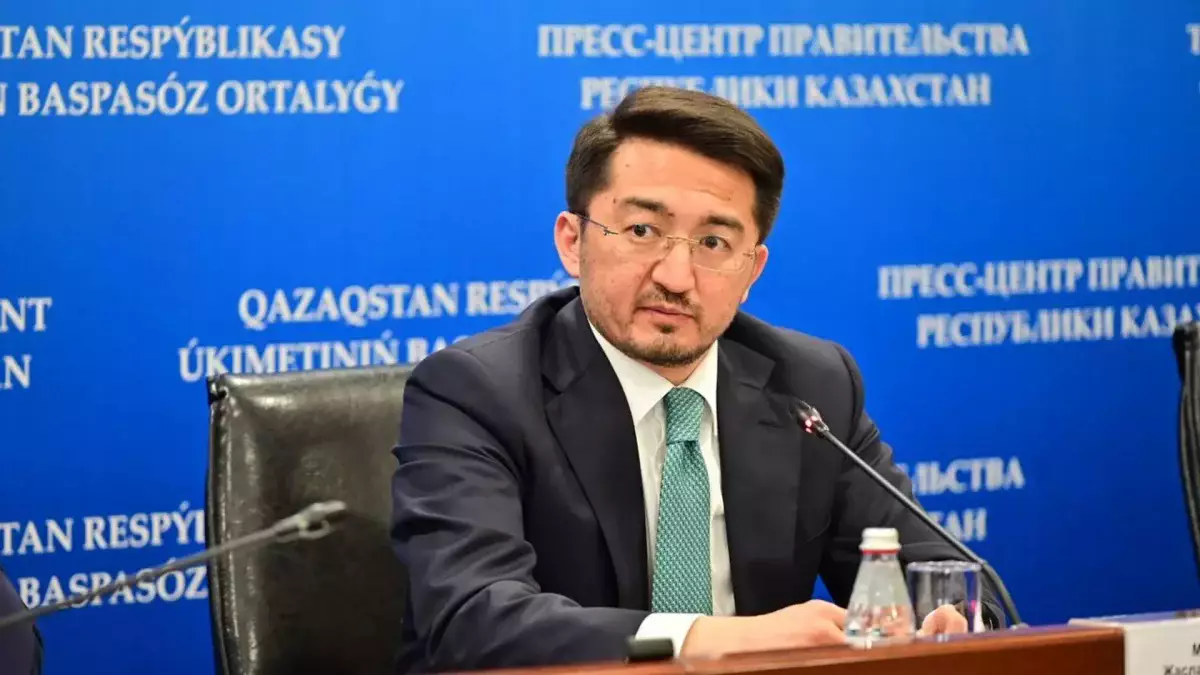 Сексуалды өзбек әйелі Сексуалды өзбек әйелі