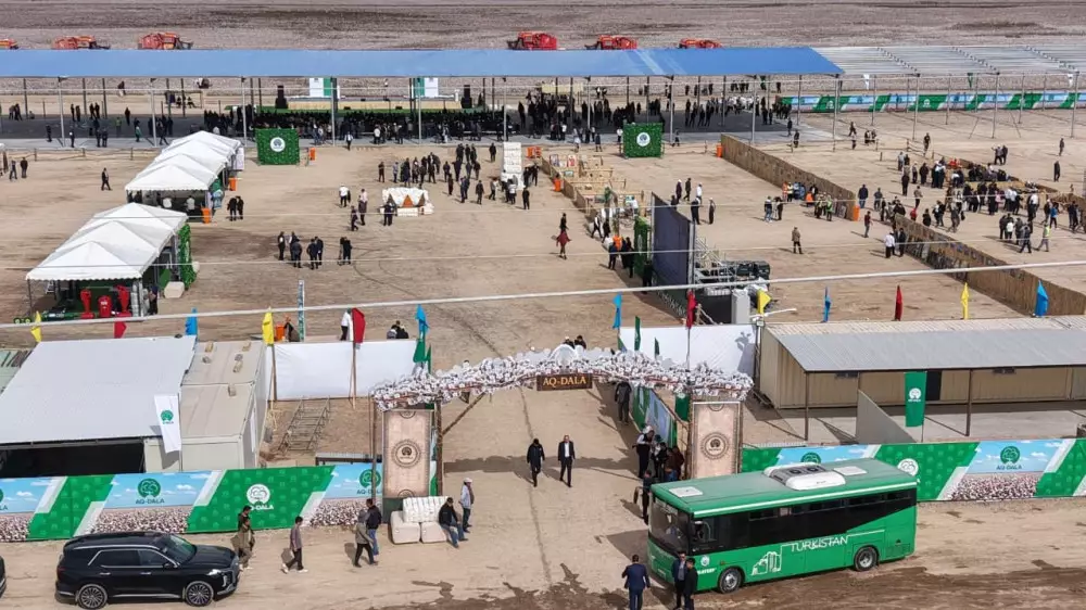 Түркістан облысында ауқымды “AQ-DALA“ мақташылар фестивалі өтті