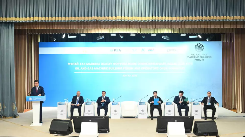 Қошанов: Президенттің алға қойған бағыты – шикізатқа тәуелділіктен арылу