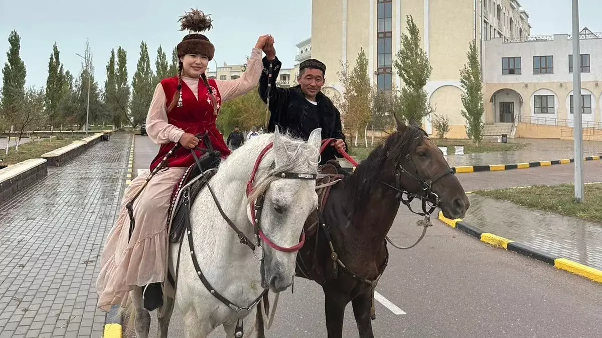 Порно: ресейлік қатал қожайын Мен дірілдегенше аяқтадым