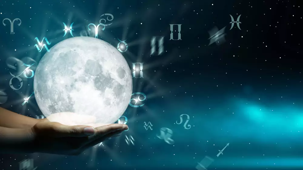 Гороскоп на ноябрь: кого ждёт финансовый успех, а кому лучше отправиться в отпуск